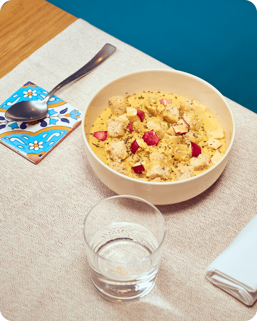 Cooee_CS_VV_Applepairing3_Gallery4